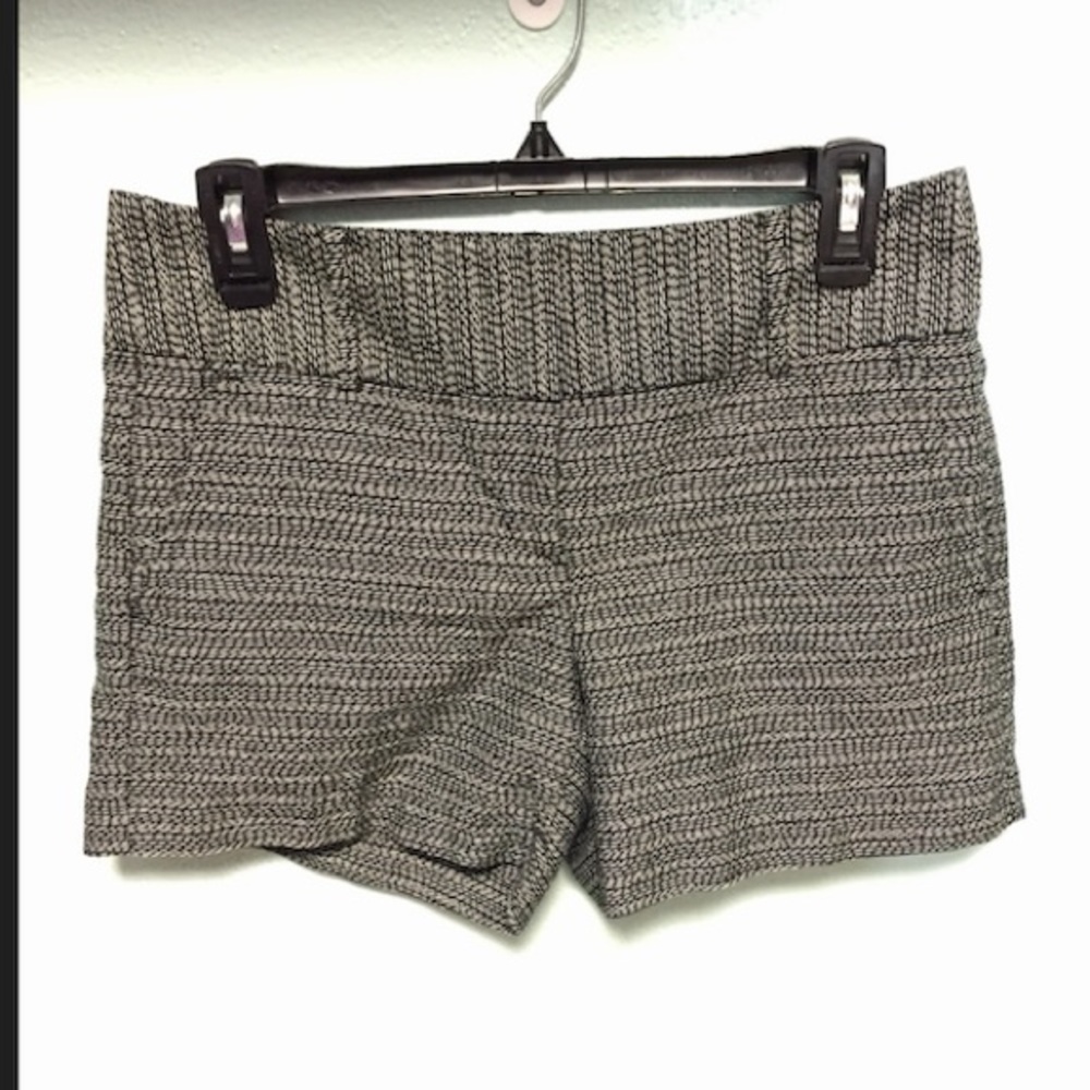 ANN TAYLOR SHORTS